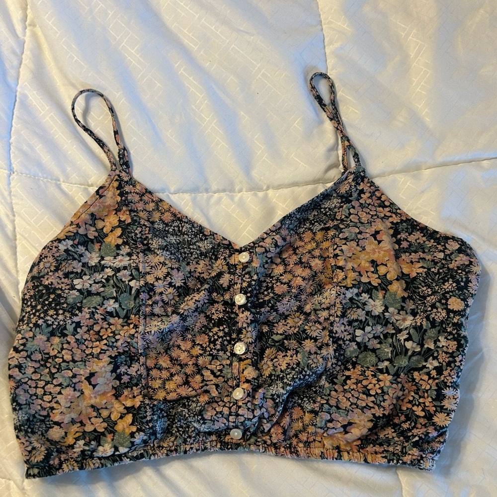 Women’s American Eagle cropped top
